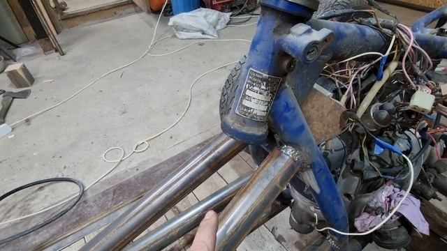 Квадроцикл из урала ! Часть 2 сборка передней части ! смотреть онлайн