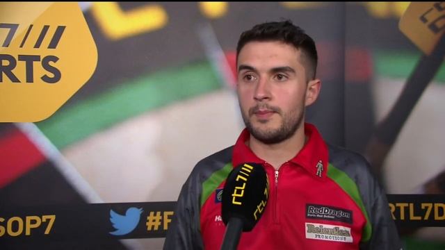 Qualifier Lewis: ''Ik zit er nog steeds in!'' - RTL 7 DARTS: WK 2018 смотреть онлайн