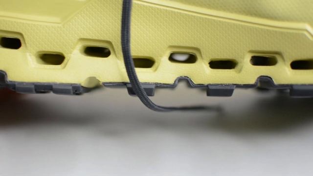 On Running Cloudultra VS Cloudventure V3 смотреть онлайн