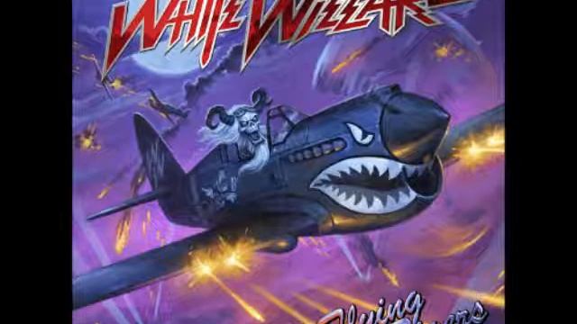 White Wizzard - Night Stalker смотреть онлайн