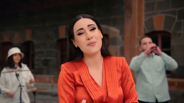 Tatev Asatryan - Gyumrin Erg Uni
Татев Асатрян - Гюмрин ерг уни #Татев#Асатрян#гюмри#Армения#hay смотреть онлайн