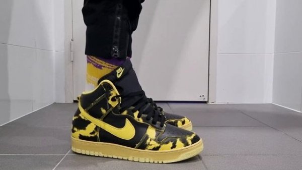 NIKE DUNK HIGH 1985 SP Black Yellow Strikes Noir YELLOW ACID WASH On Feet