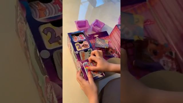 Распаковка. Новая куколка Hairdorables смотреть онлайн