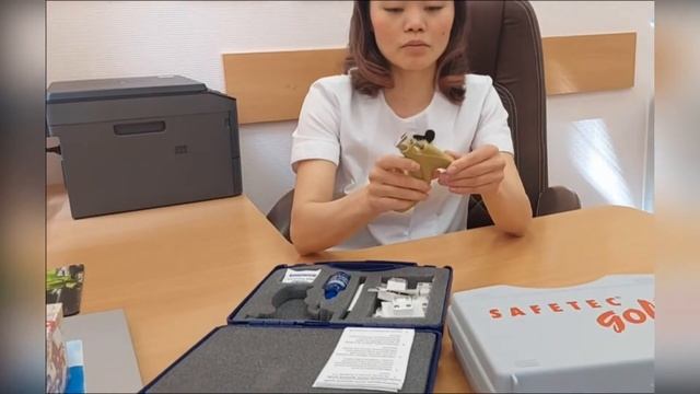 Прокалывание ушей смотреть онлайн