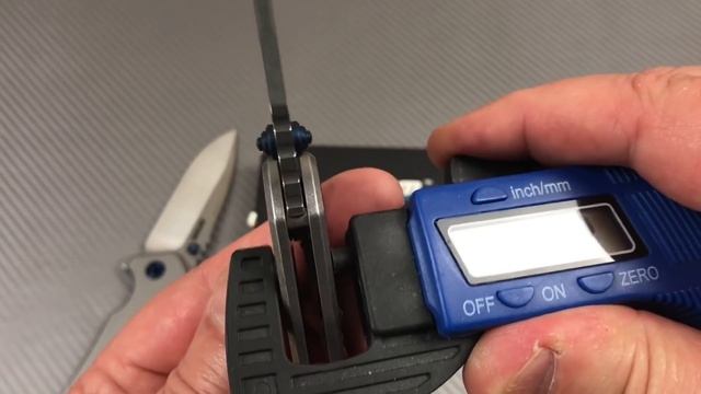 Sanrenmu SRM Series 9008 Knives Steel Or Titanium Framelock You’ve Got Choices !