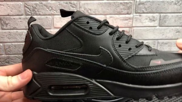 Nike Air Max 90 черные обзор