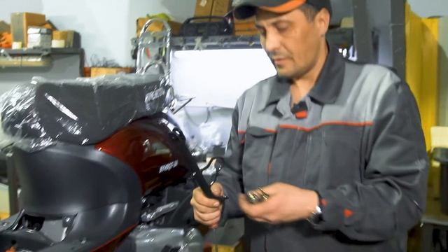 Сборка скутера VENTO (VMC) RETRO смотреть онлайн