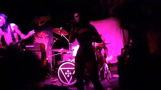 Fallen Mafia - We All Die Young смотреть онлайн