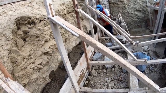 ¡¡MIRA!! que ingenioso maestro constructor,de muro contención enrrocado de piedra смотреть онлайн
