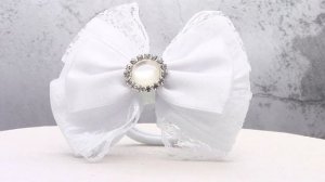 Бантики из репсовой, атласной лент и кружева белого цвета (Арт. БТ006)