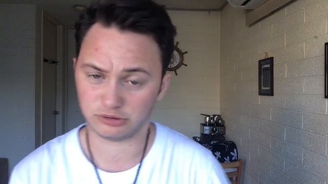 I live in oversized vans | Luke смотреть онлайн