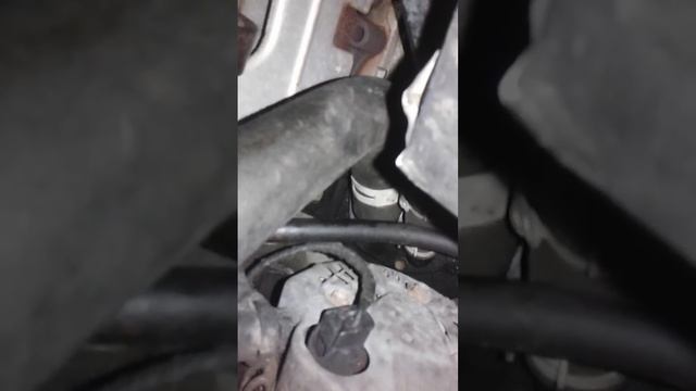 Location of the Thermostat on a Dodge Intrepid 2.7 смотреть онлайн