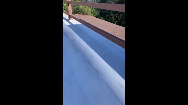 Применение Броня Акваблок Эксперт для гидроизоляции кровли крупного таунхауса в городе Сочи смотреть онлайн