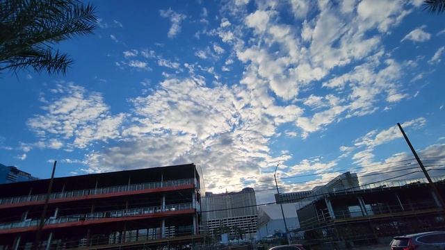 Partly Cloudy & Light North Winds, Jova Remnants Altocumulus Las Vegas 6:10pm September 10, 2023 смотреть онлайн