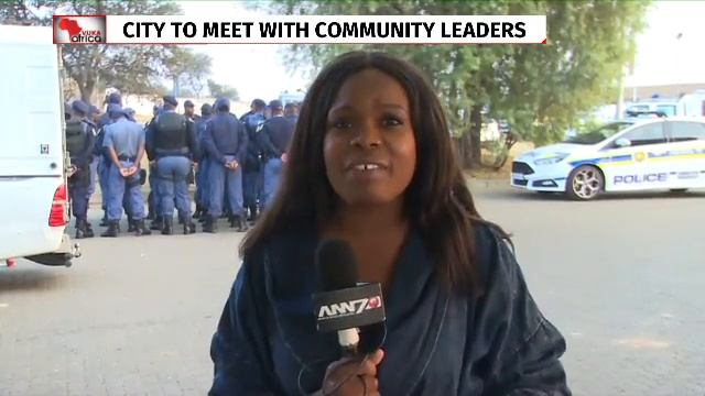 Violence in Eldorado Park смотреть онлайн