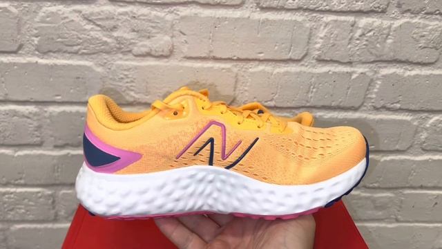New Balance Fresh Foam Evoz V2 Orange Womens Running Sneakers смотреть онлайн