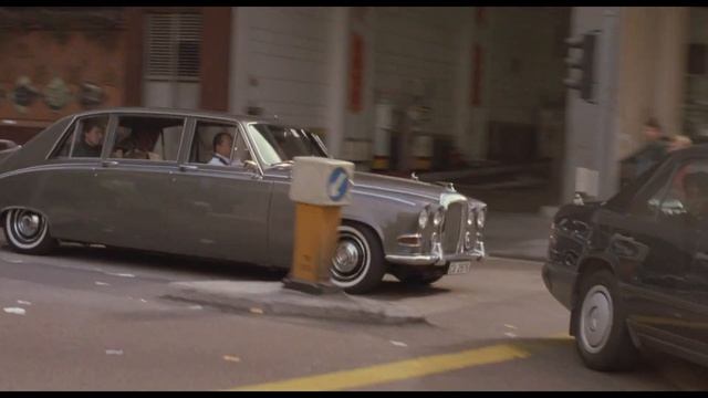 Двойной удар 1991 г. (Зэнг принимает Чеда за Алекса) смотреть онлайн