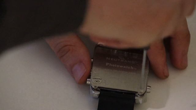 Worst Smartwatch EVER MADE? Neutrano Photowatch Overview and Teardown смотреть онлайн