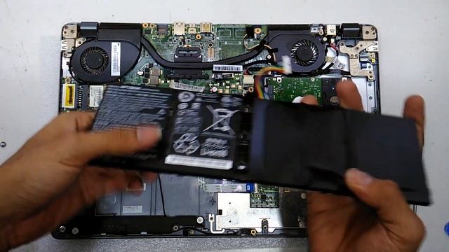 Acer Aspire V5-552-X671 Notebook How To Change Internal Battery That Is Bulged Or Damaged DIY 2018