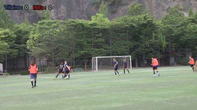#10 in the league holds their own against #2| Seoul Saturday Soccer | Villains v INTs | Spring '22 смотреть онлайн