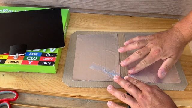 Homemade Indoor Flat TV Antenna Surprises in Test vs Mohu Leaf OTA TV Antenna! смотреть онлайн