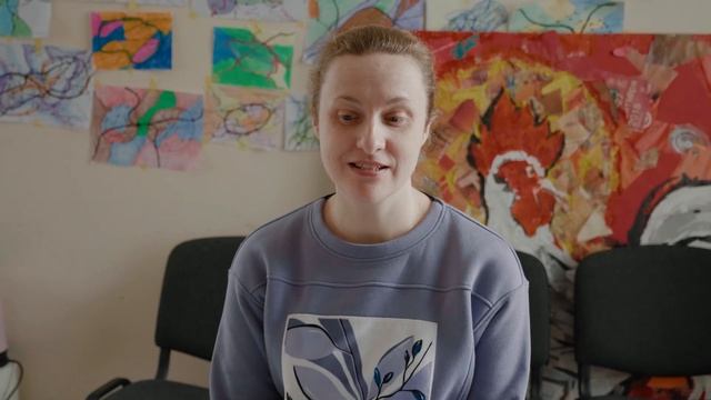 Терапія мистецтвом: мешканців Шосткинської громади навчають мистецтву Петриківського розпису смотреть онлайн