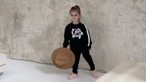 МИЛАША СНОВА НА ФОТОСЕССИИ 
НАША МИЛАША👸🏼