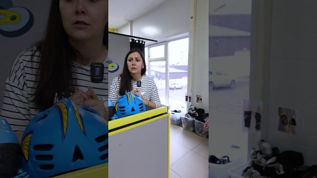 Гиперопека родителей иногда выглядит очень абсурдно! смотреть онлайн