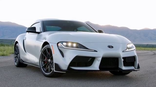 New Toyota GR Supra 2023 - Details Interior Eksterior -Manual Transmission - Six-speed Intelligent смотреть онлайн
