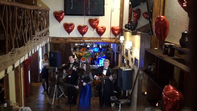 Вокальное трио ЛЕГАТО. Романс "Не грусти" (live). смотреть онлайн