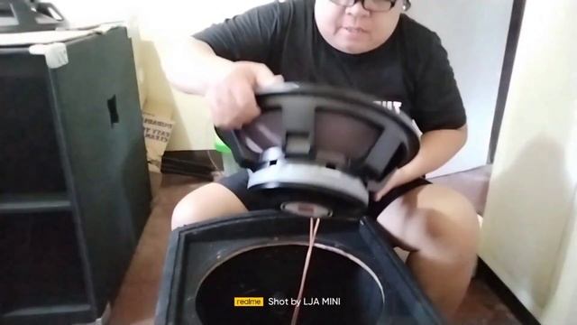 UNBOXING AND INSTALLING JBL SPEAKERS 15 INCH 1600 WATTS смотреть онлайн