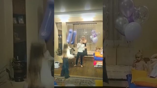 1000018523.mp4 смотреть онлайн