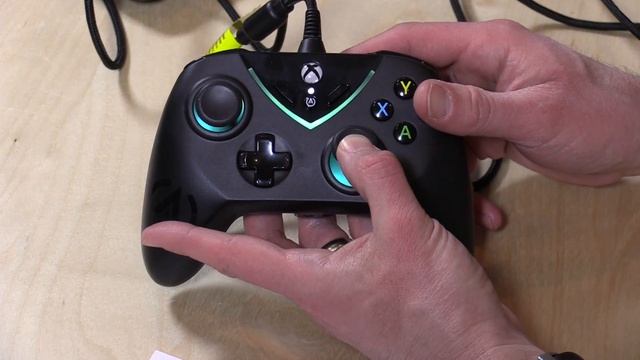 Power A Fusion Pro Controller for Xbox One / PC Review - How to program buttons смотреть онлайн