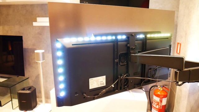 Vogels NEXT 7355 | Soporte TV motorizado смотреть онлайн