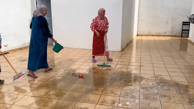 اويلي على حالة بيتي كيفاش رجاع من بعد الحفلة😳 смотреть онлайн