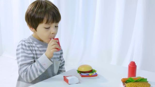 Игровой набор еда для детей "Fast Food" 27 предметов продуктов и аксессуаров в наборе смотреть онлайн