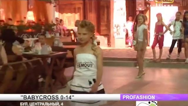 показ коллекции магазина "kross 0-14" (Мини Модель Запорожья-2013) смотреть онлайн