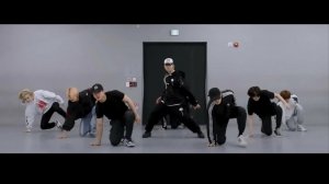 Stray Kids - 'Hellevator' dance practice mirrored