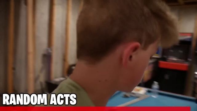 Kid destroys $5000 TV after mom unplugs PS4 (Fortnite) смотреть онлайн