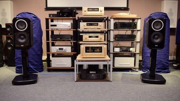 TAD Audio - TAD CE1 - Accuphase [HIGH END AUDIO] Test