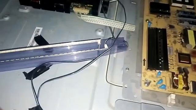 اصلاح تلفاز من نوع TELEFUNKEN LED موديل TLF40-985 به مشكل اضاءة جانبية TV REPAIR Edge-Lit PROBLEM смотреть онлайн