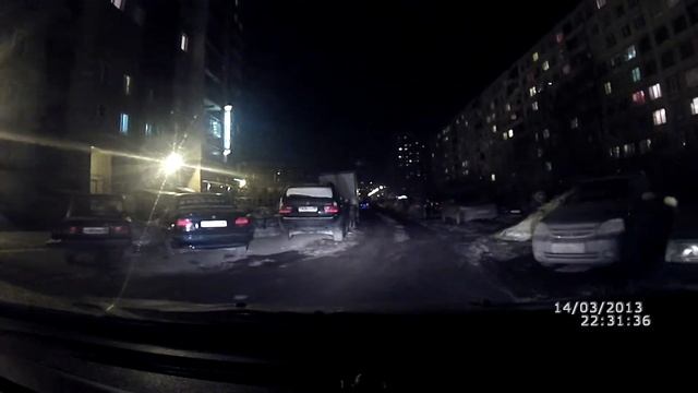 TrendVision TV-Q5NV (ночь, заезд во дворы)