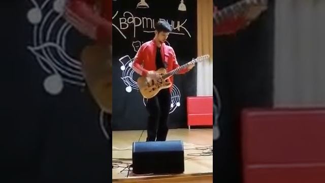 Песня на гитаре, без слов.. смотреть онлайн