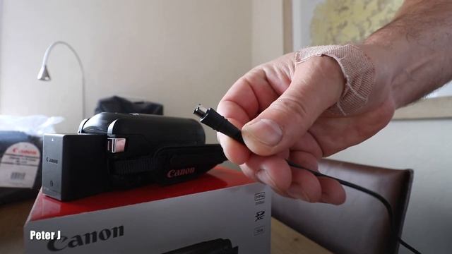 Canon Vixia HF R80, HF R82, HF R800 Charging Battery