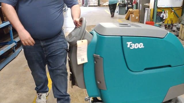 Tennant T300E S#: 10903096 Running Video смотреть онлайн
