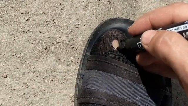 Когда обаружил, что носки с дырками))) но у тебя есть чёрный маркер)))