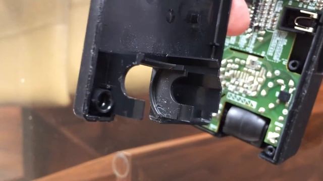 How to open a MH25 baterry charger for Nikon D600 смотреть онлайн