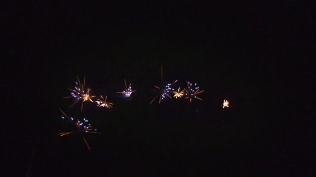 CP 305 1.2” x 100 Ti-crackling willow w blue peony смотреть онлайн