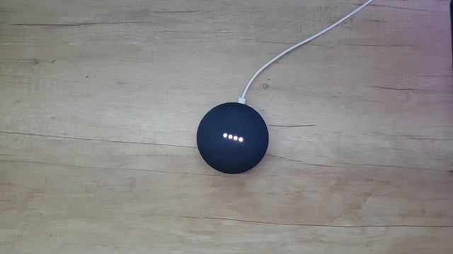 Get Funny Answers With Google Home Mini Assistant смотреть онлайн