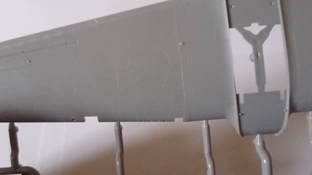 In-box: Arma Hobby 400007 Hurricane Mk.IIb 1/48 смотреть онлайн